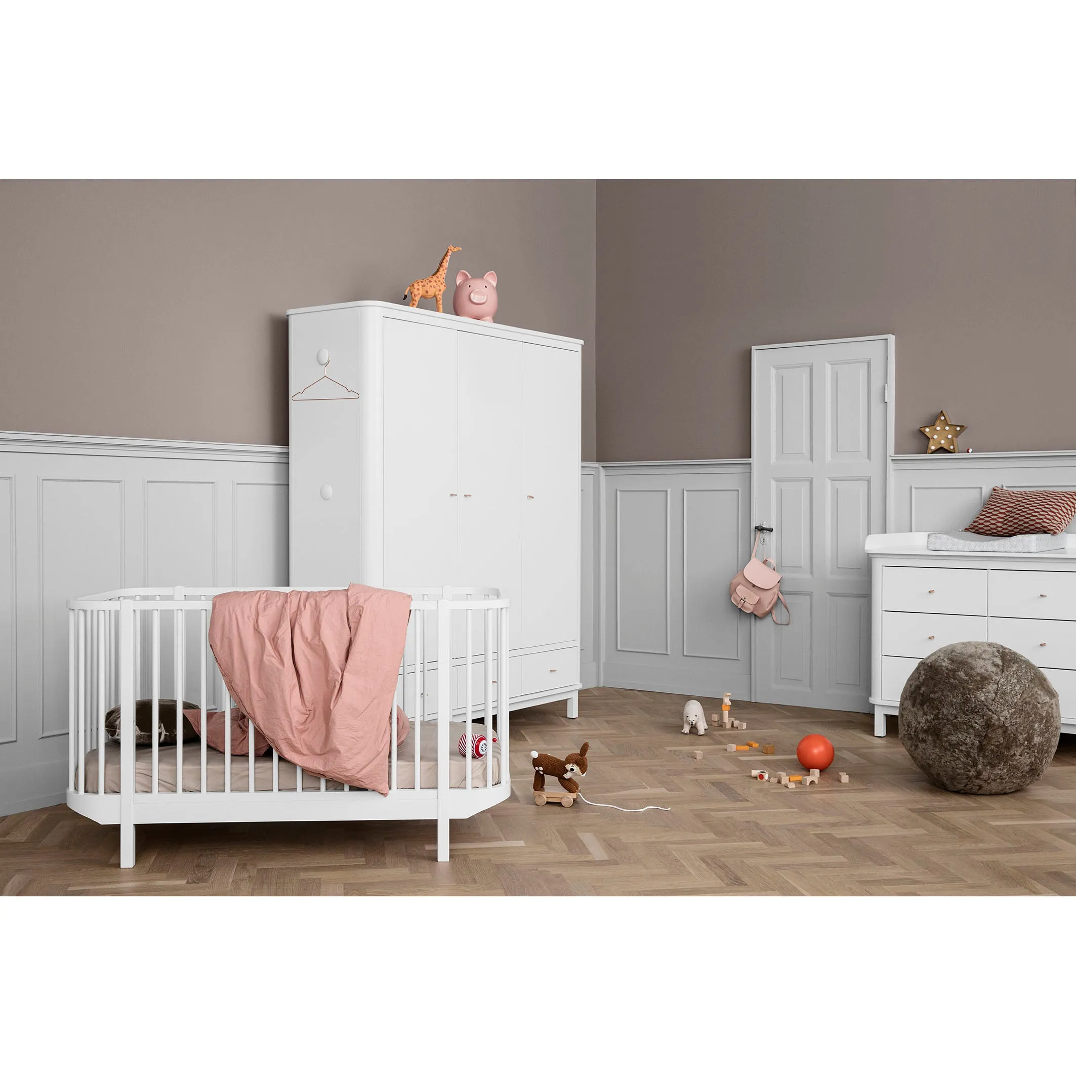 Oliver Furniture Wood Wardrobe 3 Doors White